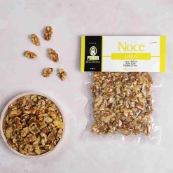 Pariani Italian Lara Walnut Quarters, 150g Outlet